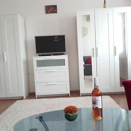 Eger Apartman Apartamento *