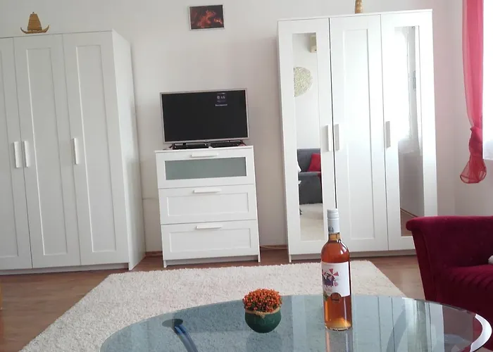 Eger Apartman Apartman *
